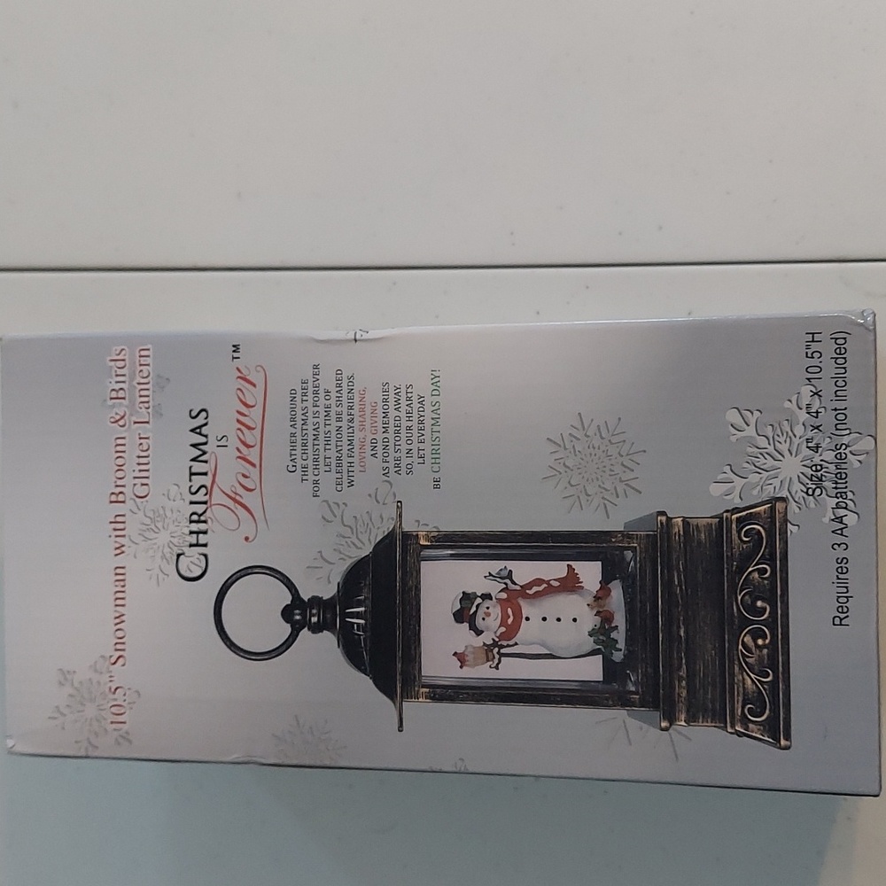 Christmas Lantern snow globe